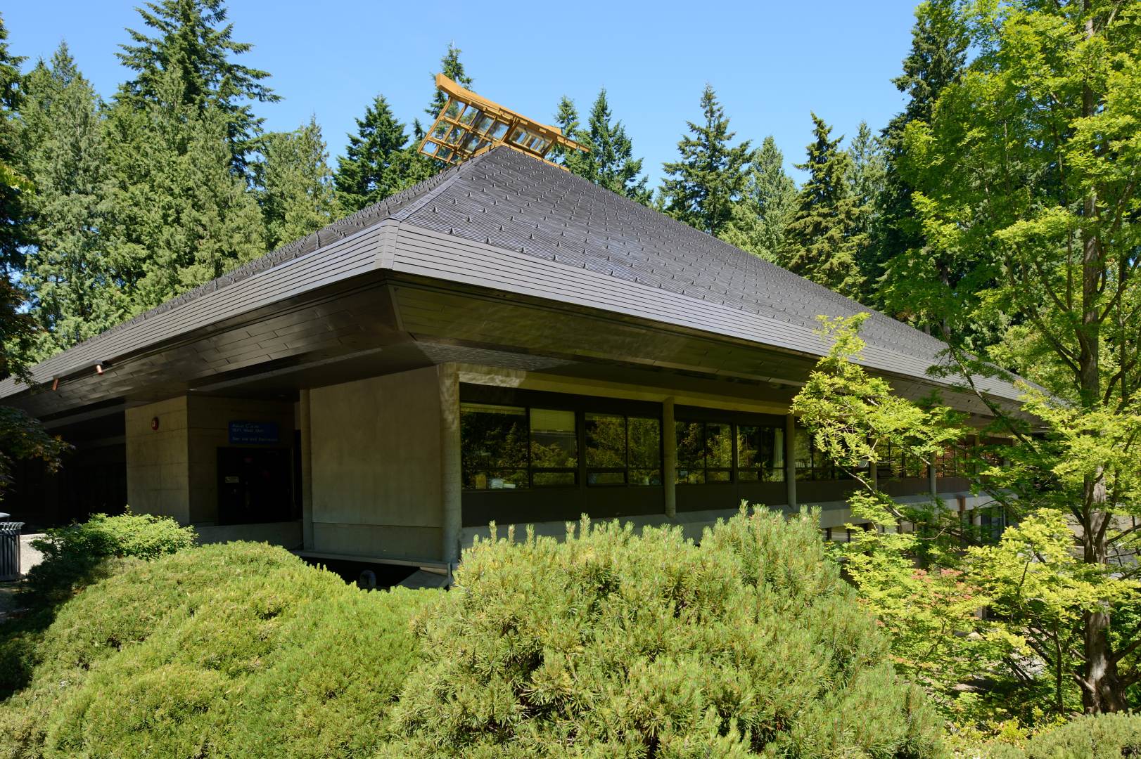 University of British Columbia Asian Centre Library Roof Replacement