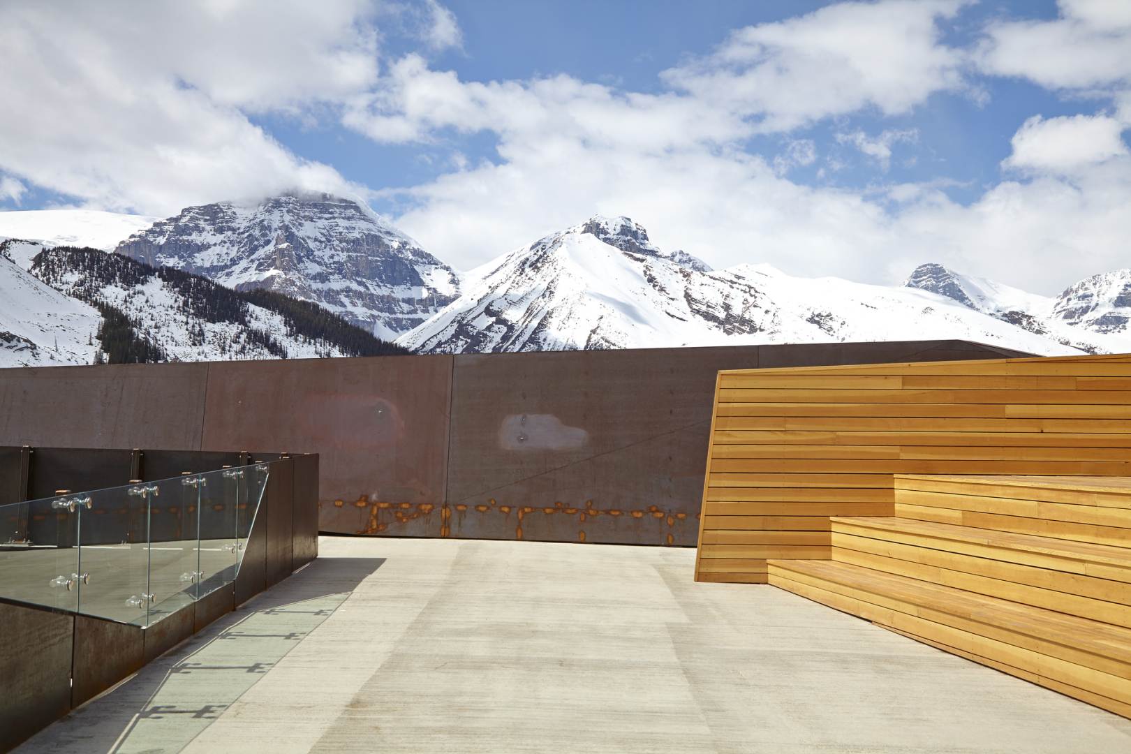 Columbia Icefield Skywalk